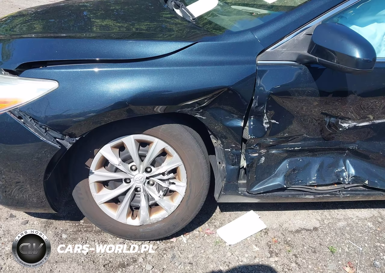 2015 Toyota Camry Le VIN:4T4BF1FK7FR449815 - 6