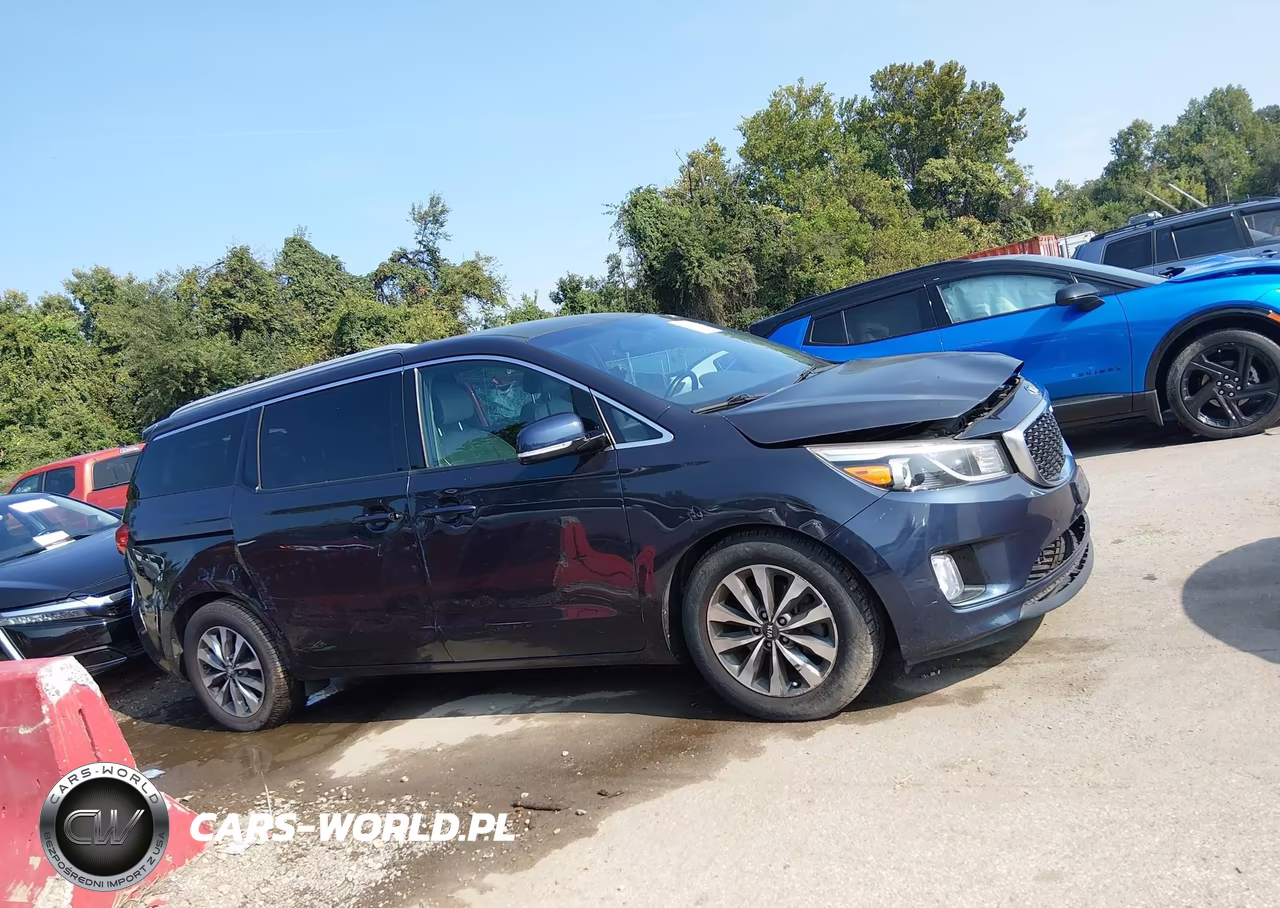 2015 Kia Sedona VIN:KNDMC5C17F6052810 - 13
