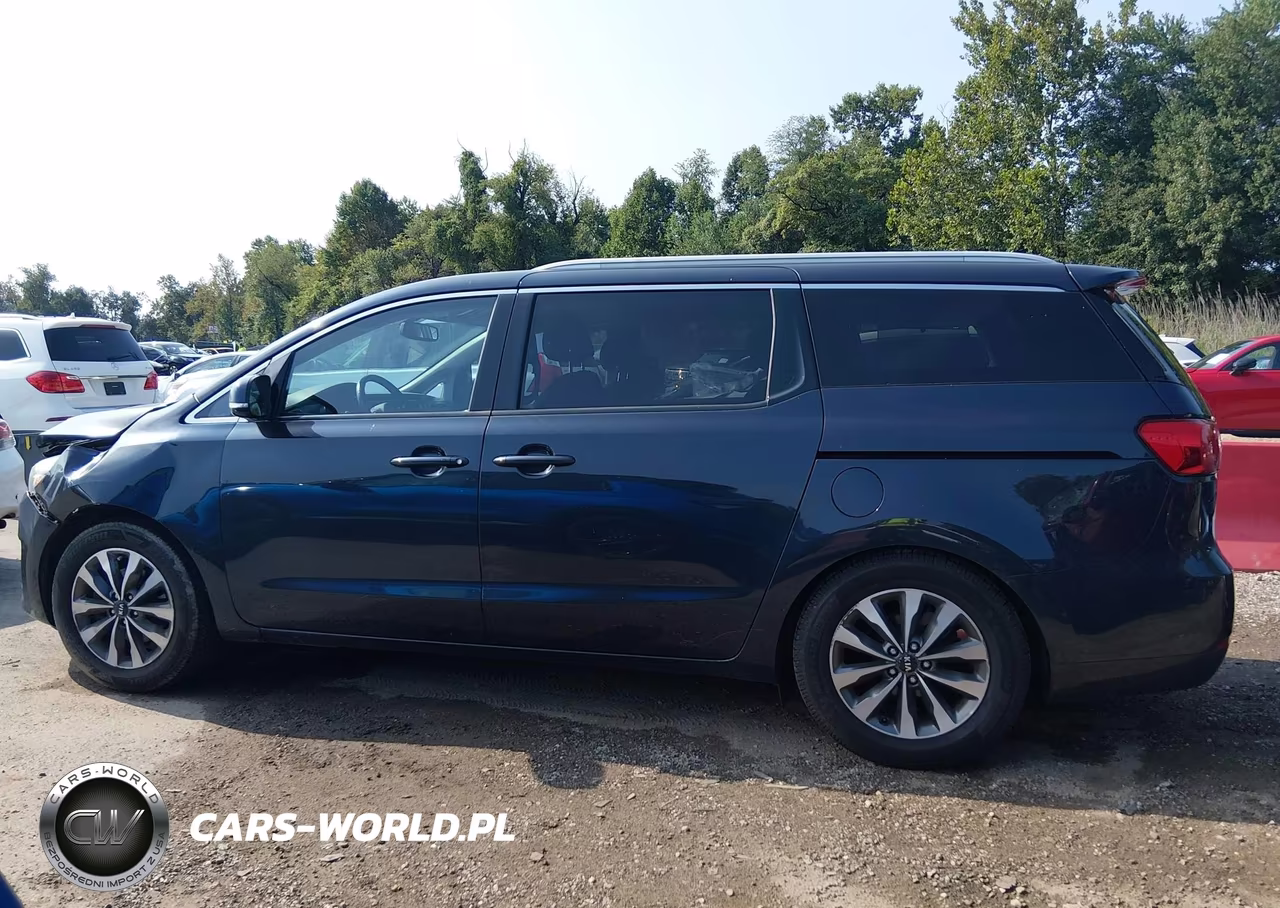 2015 Kia Sedona VIN:KNDMC5C17F6052810 - 14