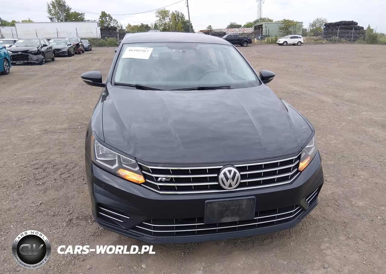 2018 Volkswagen Passat 2.0T R-Line-2.0T S VIN:1VWAA7A32JC046641 - 6