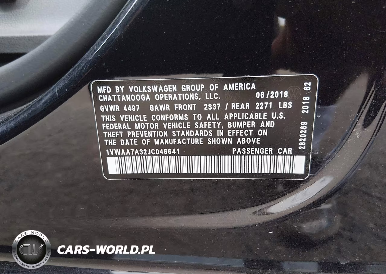 2018 Volkswagen Passat 2.0T R-Line-2.0T S VIN:1VWAA7A32JC046641 - 9
