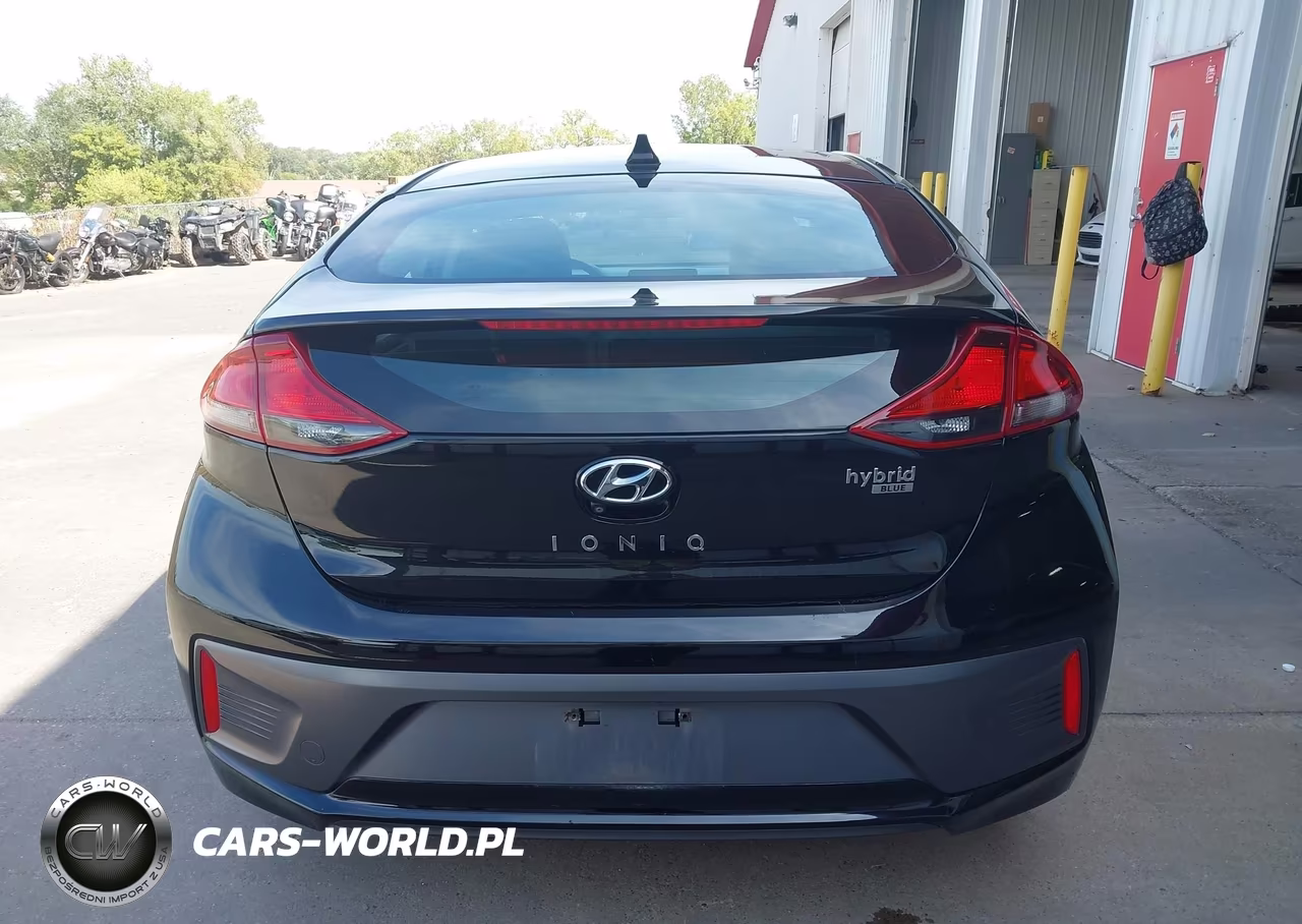 2020 Hyundai Ioniq Hybrid Blue VIN:KMHC65LC7LU220095 - 16