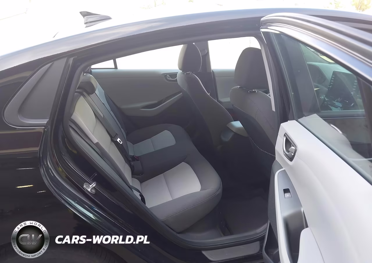 2020 Hyundai Ioniq Hybrid Blue VIN:KMHC65LC7LU220095 - 8