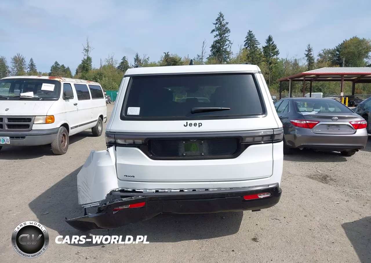 2026 Jeep Grand Wagoneer L Limited Altitude 4X4 VIN:1C4SJSBP2TS166590 - 16