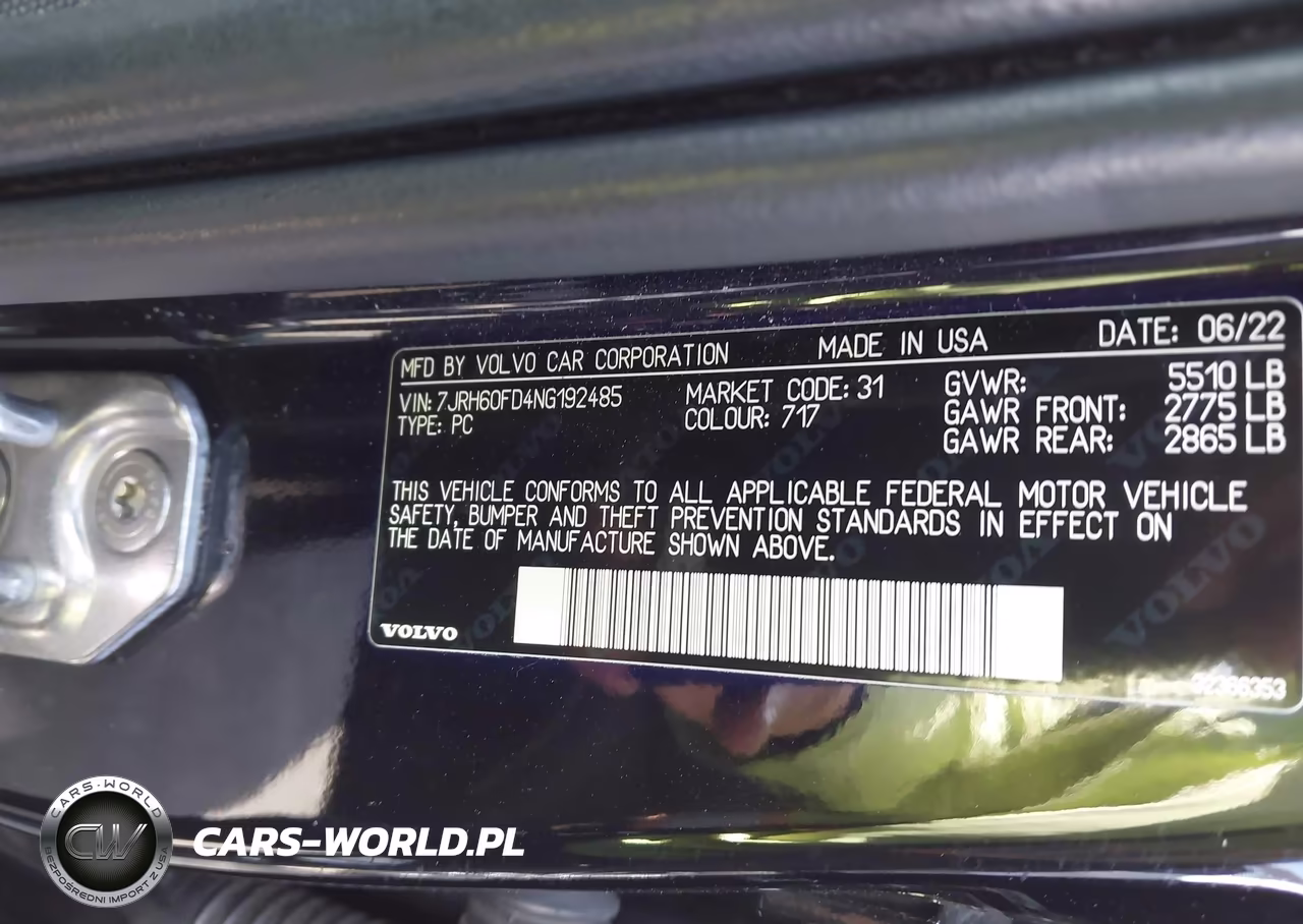2022 Volvo S60 Recharge Plug-In Hybrid T8 Black Edition R-Design Extended Range VIN:7JRH60FD4NG192485 - 9