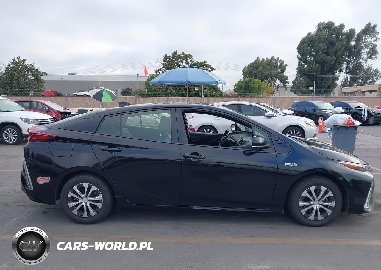 2020 Toyota Prius Prime Xle VIN:JTDKARFP2L3147101 - 13