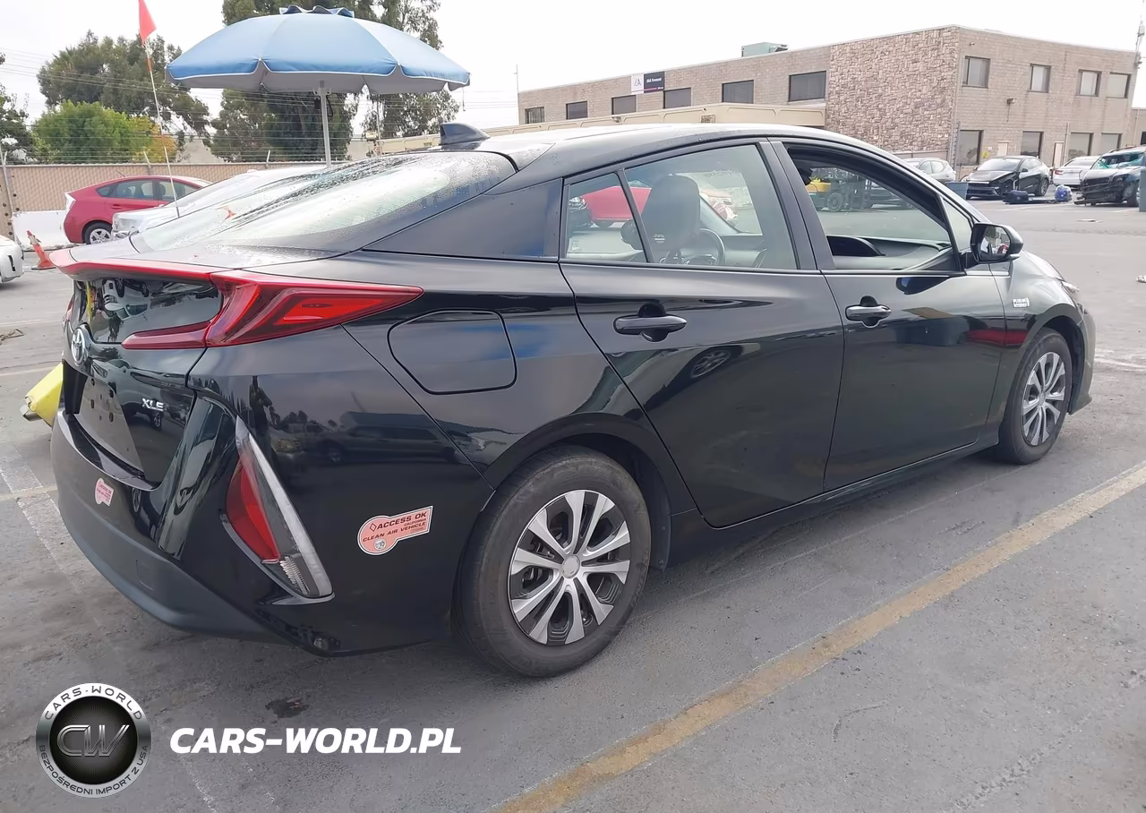 2020 Toyota Prius Prime Xle VIN:JTDKARFP2L3147101 - 4