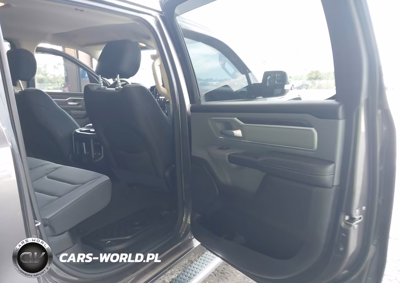 2020 Ram 1500 Big Horn 4X4 5'7 Box VIN:1C6SRFFT7LN391570 - 8
