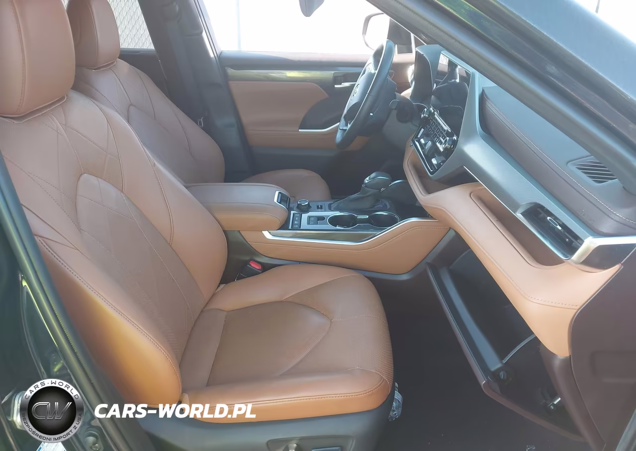 2020 Toyota Highlander Platinum VIN:5TDFZRBH3LS033695 - 5