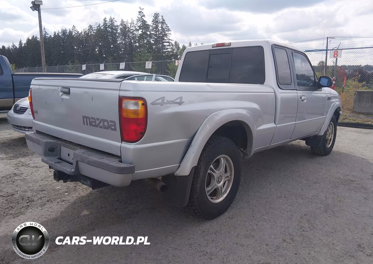 2002 Mazda B3000 VIN:4F4ZR17U72TM10220 - 4