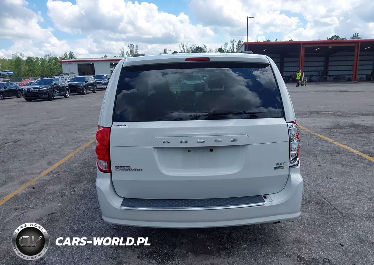 2017 Dodge Grand Caravan Sxt VIN:2C4RDGCG7HR562413 - 16