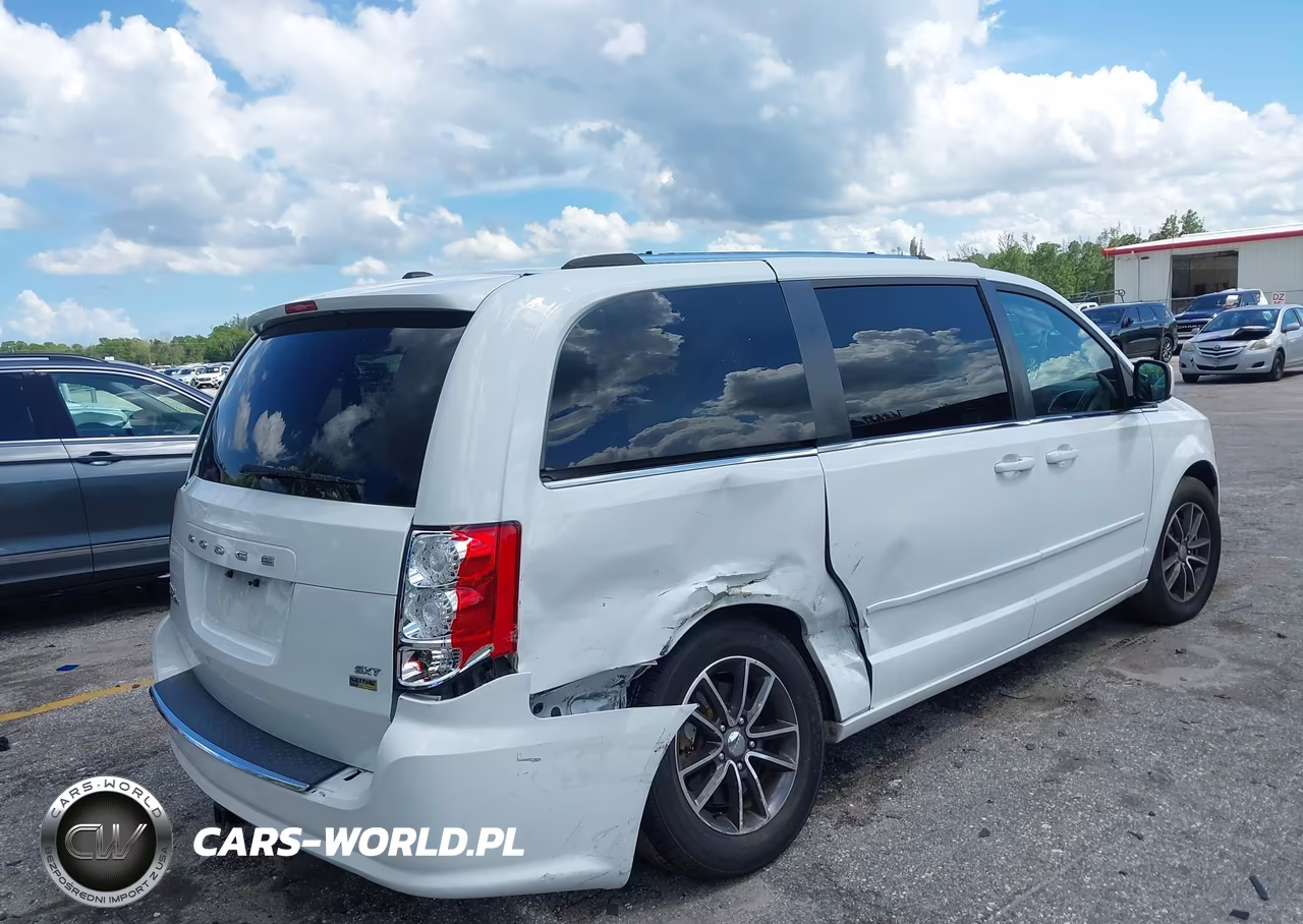 2017 Dodge Grand Caravan Sxt VIN:2C4RDGCG7HR562413 - 6
