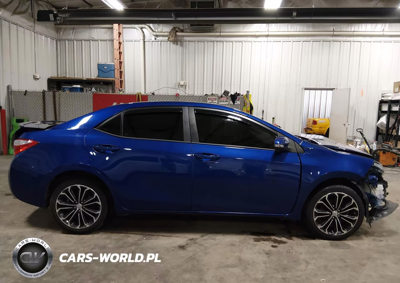 2015 Toyota Corolla S Plus VIN:5YFBURHE1FP307354 - 14