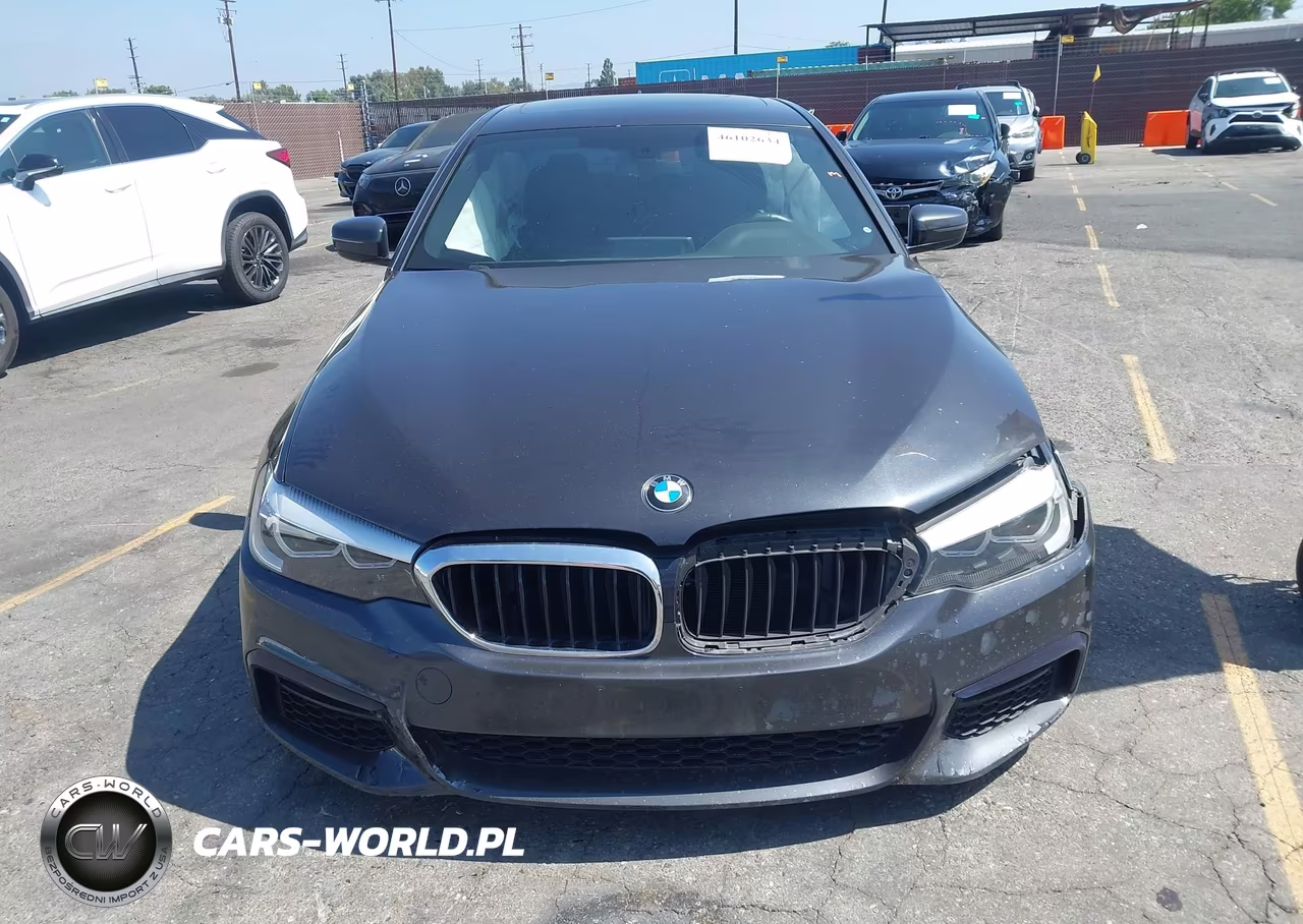 2018 BMW 530I VIN:WBAJA5C51JWA38969 - 12