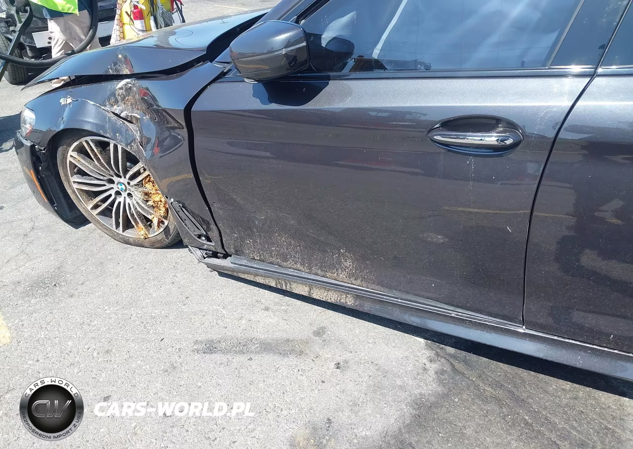 2018 BMW 530I VIN:WBAJA5C51JWA38969 - 17