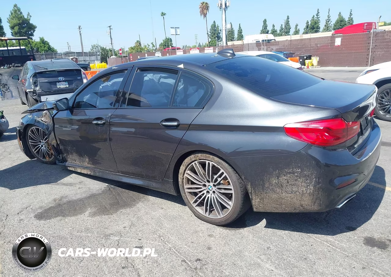 2018 BMW 530I VIN:WBAJA5C51JWA38969 - 3