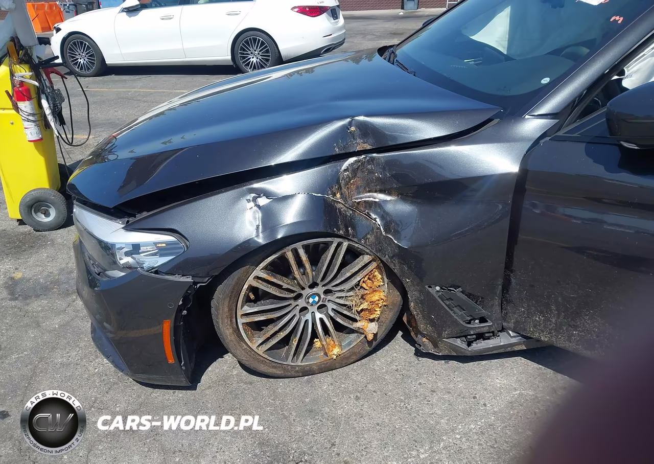 2018 BMW 530I VIN:WBAJA5C51JWA38969 - 6