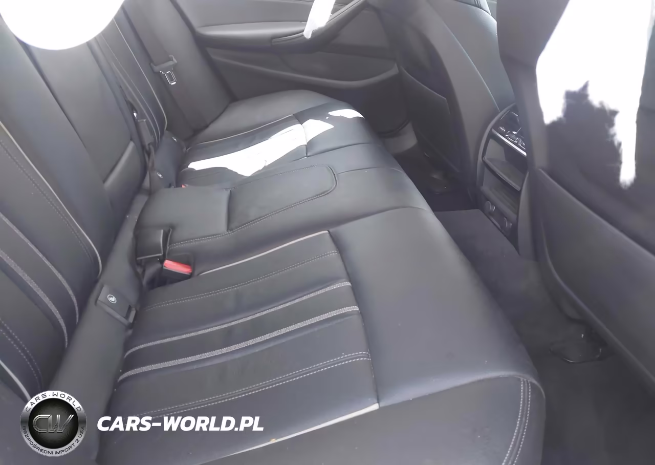 2018 BMW 530I VIN:WBAJA5C51JWA38969 - 8