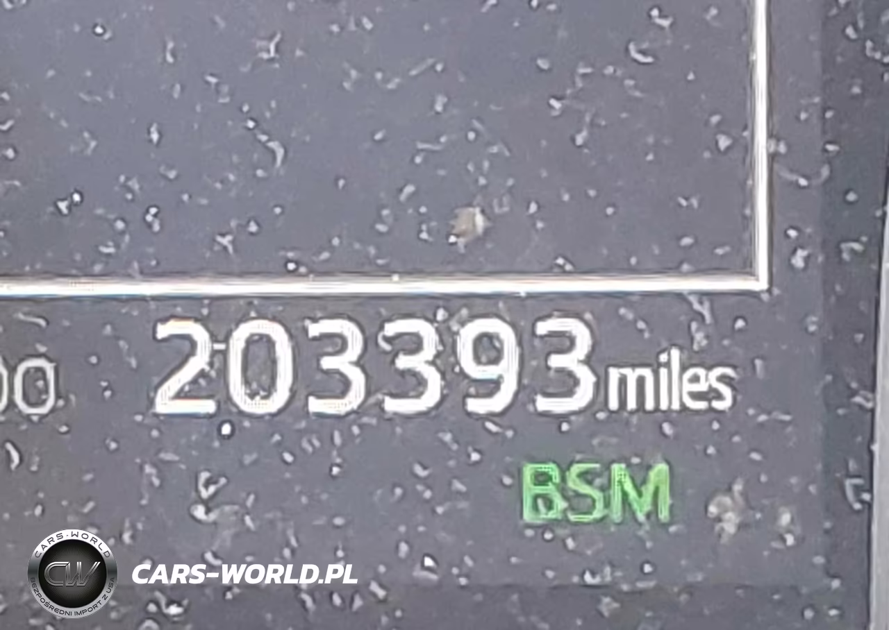 2018 Toyota Camry Se VIN:4T1B11HK3JU022095 - 16