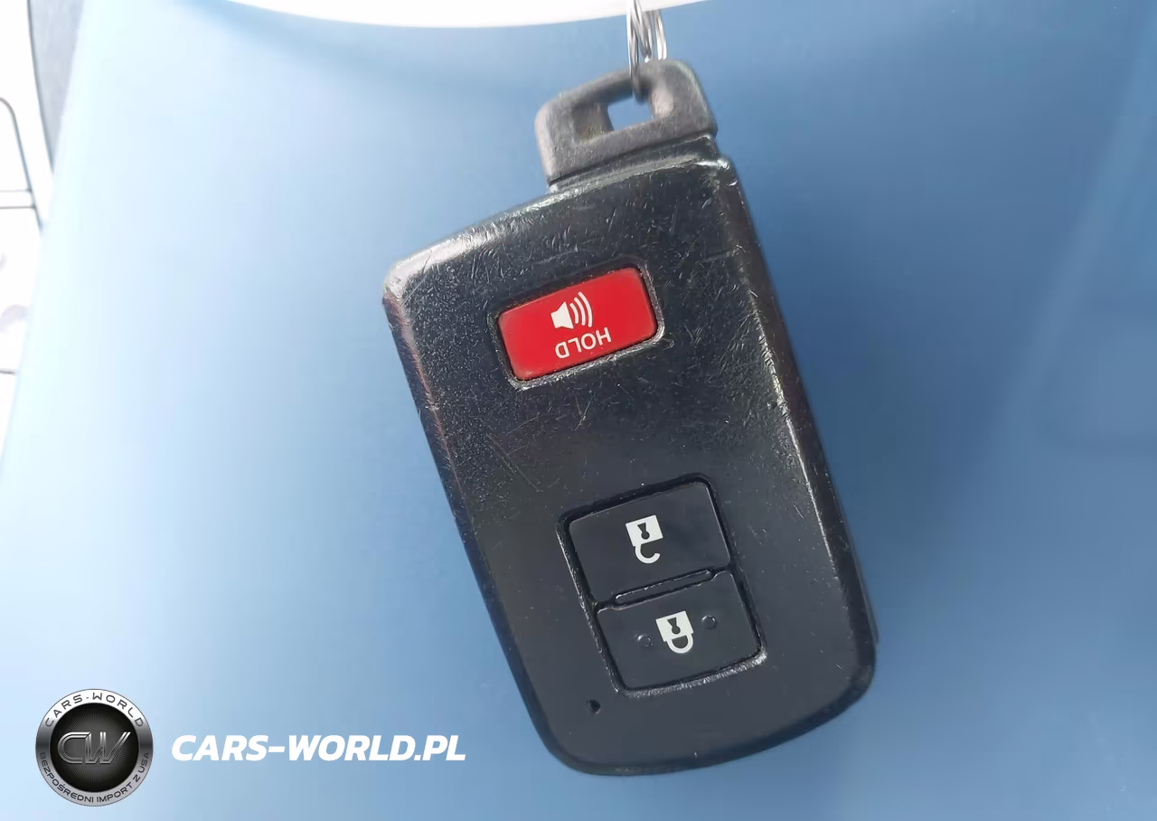 2017 Toyota Prius V Three VIN:JTDZN3EU7HJ062443 - 11