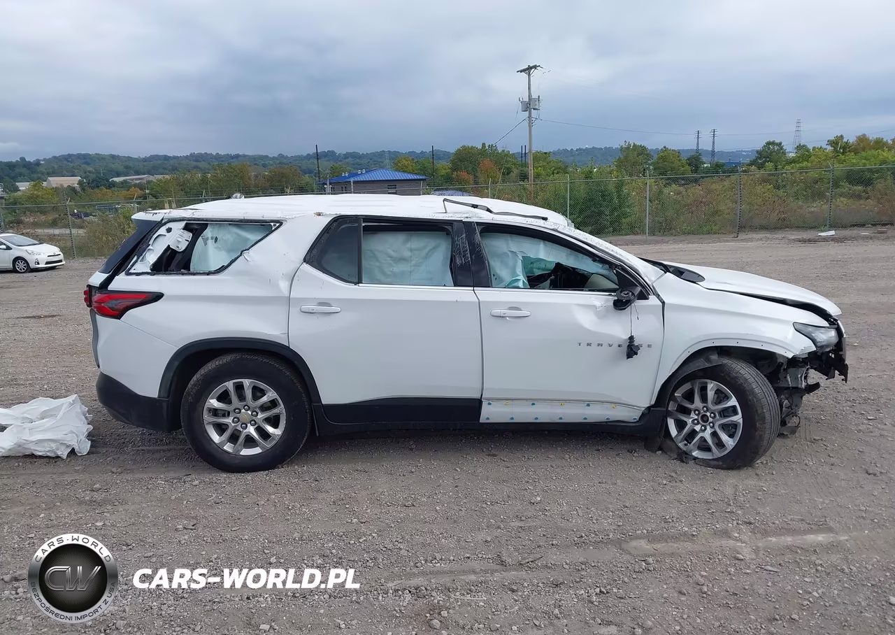 2022 Chevrolet Traverse Fwd Ls VIN:1GNERFKW5NJ167818 - 13