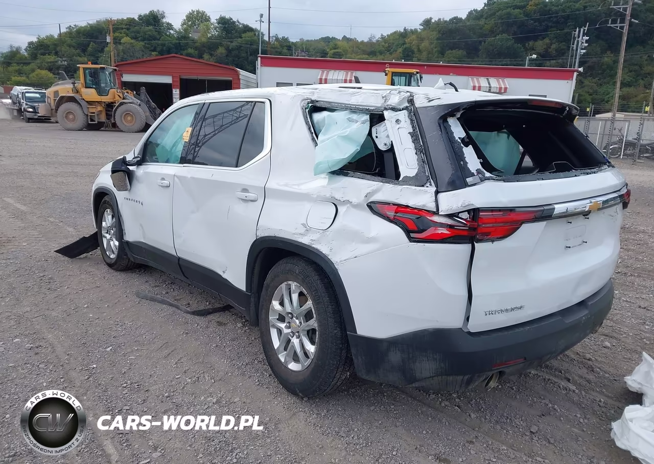 2022 Chevrolet Traverse Fwd Ls VIN:1GNERFKW5NJ167818 - 3