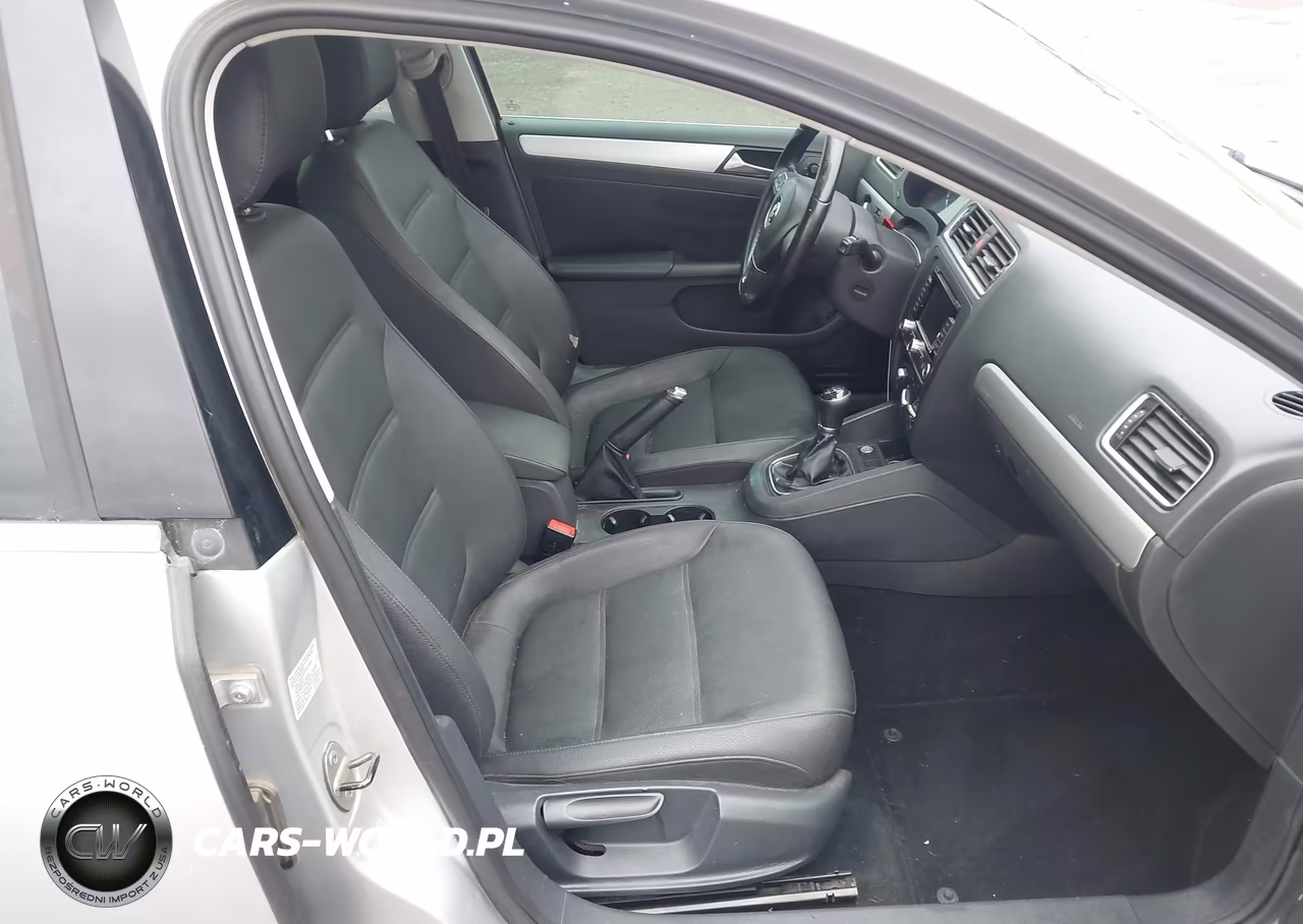 2012 Volkswagen Jetta 2.0L Tdi VIN:3VW3L7AJ2CM381336 - 5