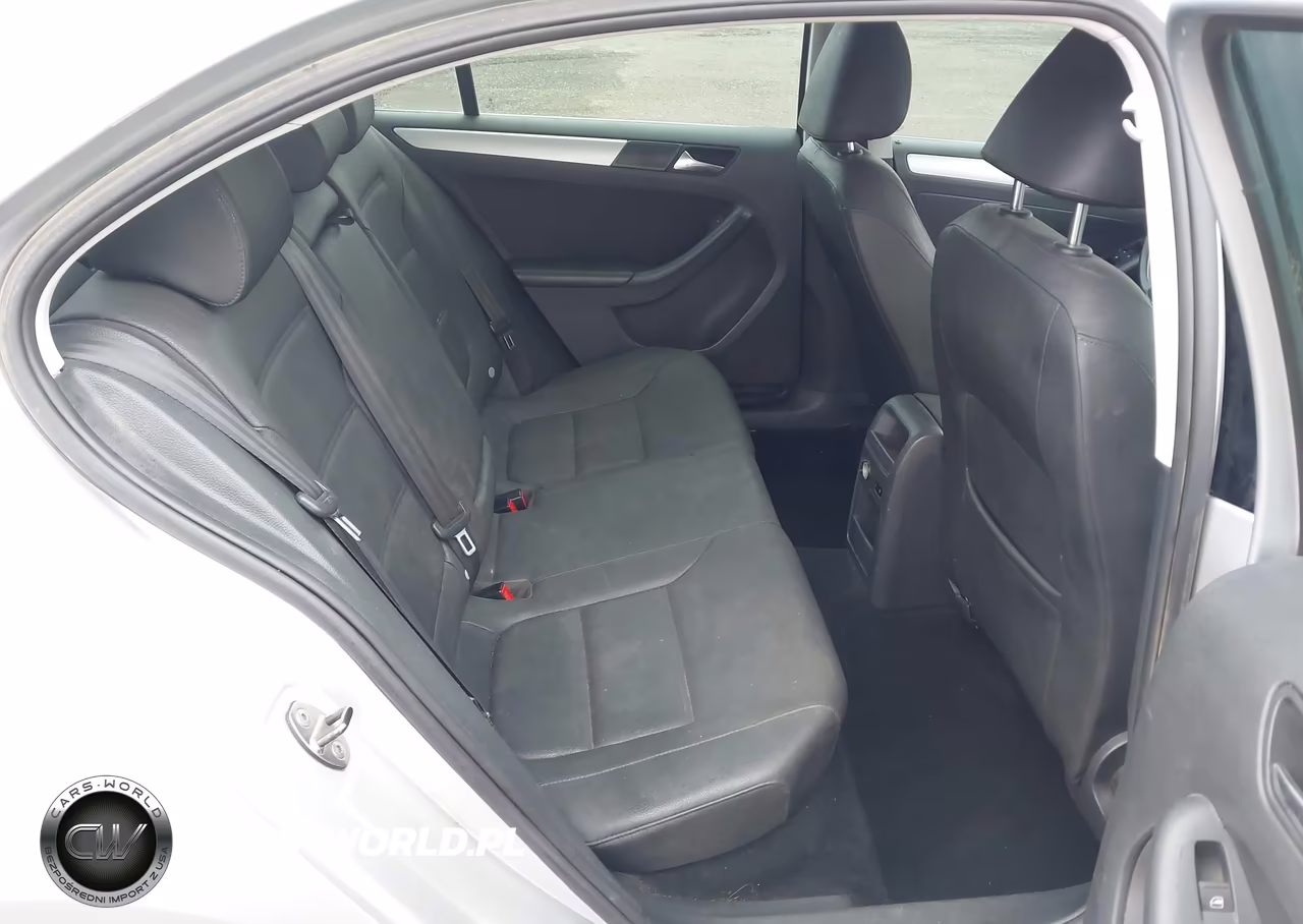 2012 Volkswagen Jetta 2.0L Tdi VIN:3VW3L7AJ2CM381336 - 8