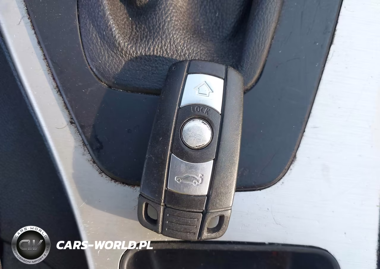 2006 BMW 330I VIN:WBAVB33516PS19331 - 11