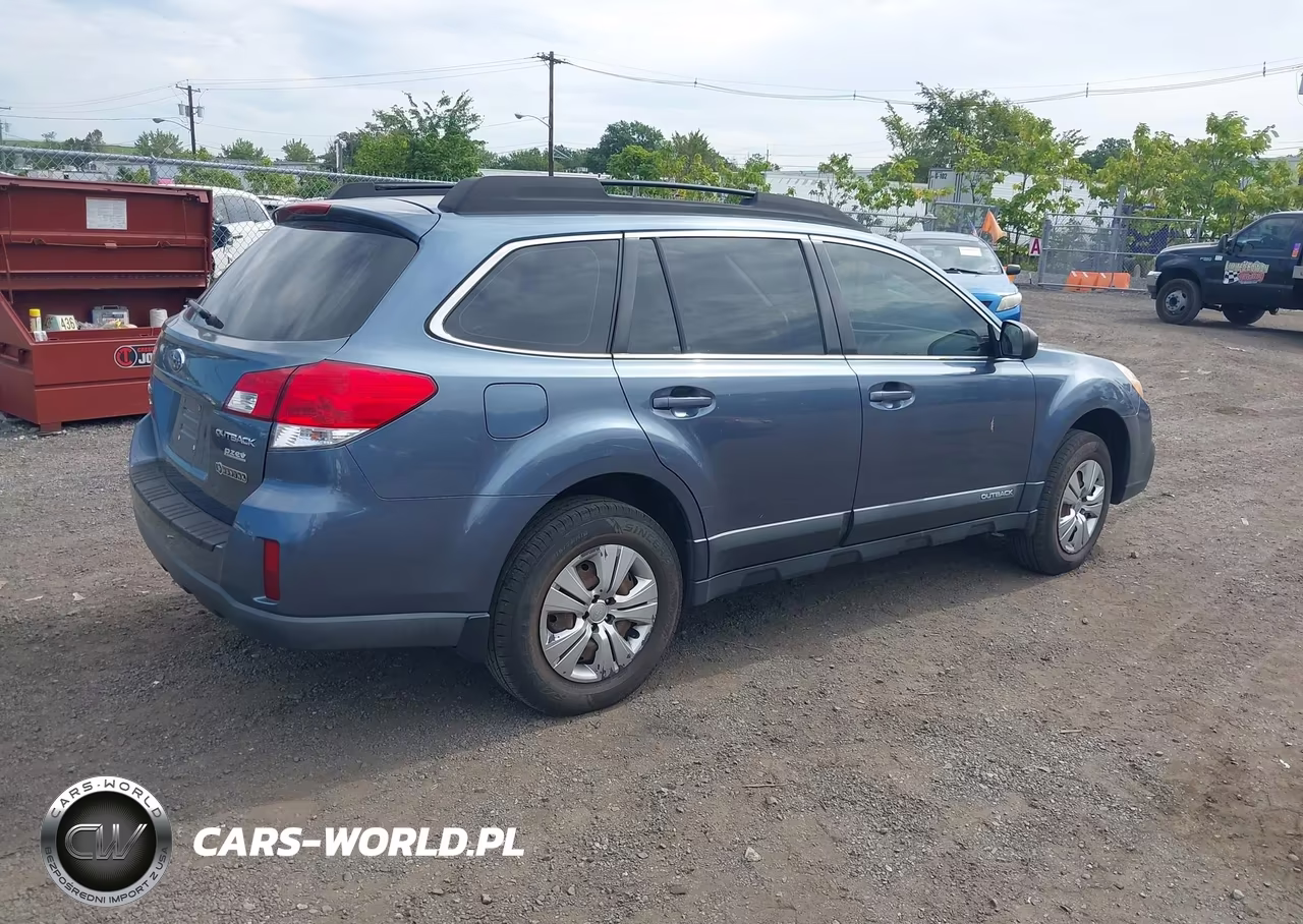 2013 Subaru Outback 2.5I VIN:4S4BRBAC7D3299165 - 4