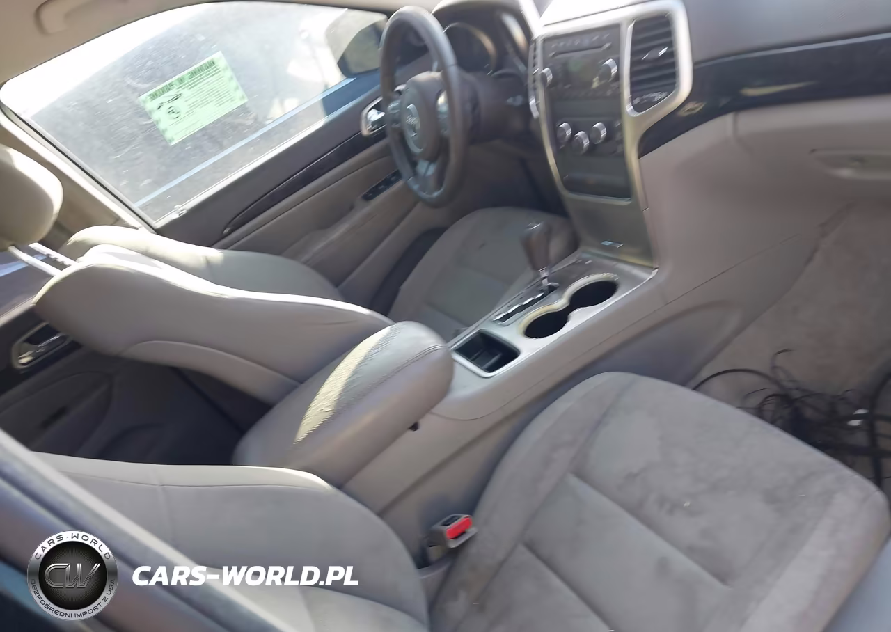 2011 Jeep Grand Cherokee Laredo VIN:1J4RS4GG2BC643697 - 5