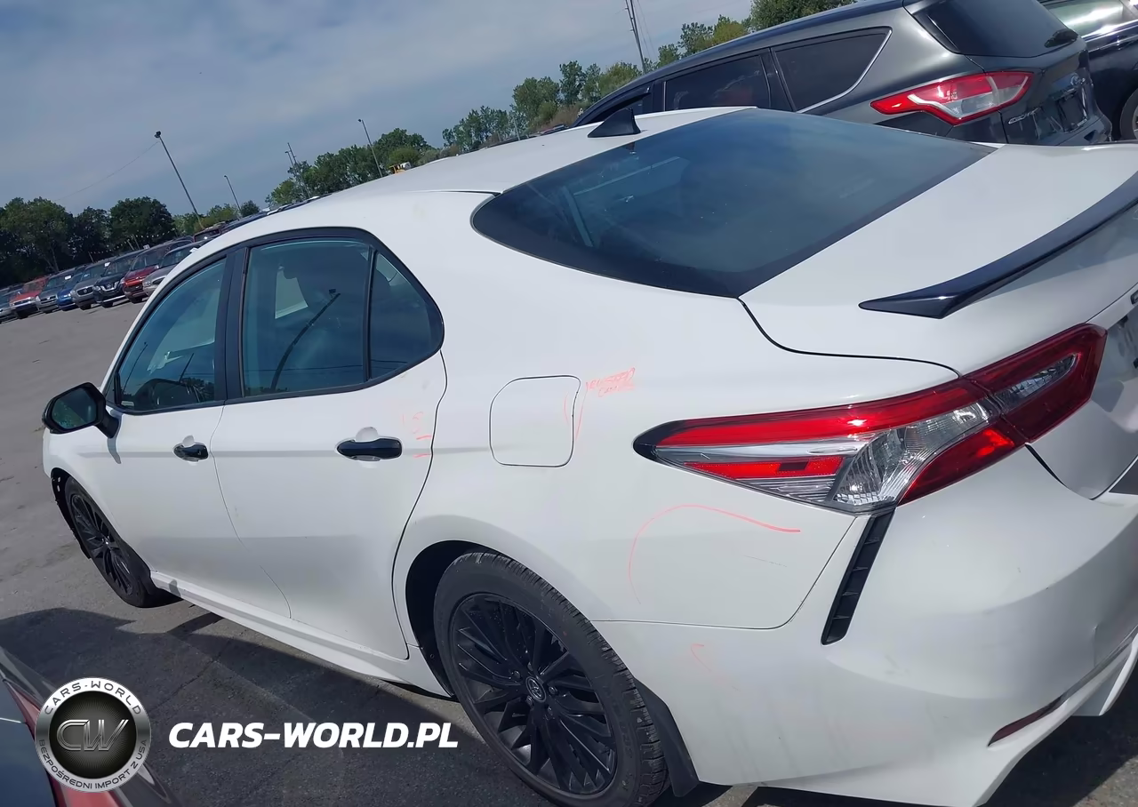 2020 Toyota Camry Se Nightshade Edition VIN:4T1G11AK6LU302418 - 15