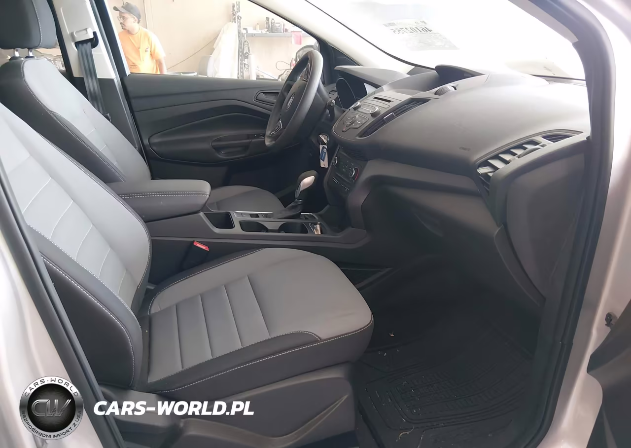 2017 Ford Escape S VIN:1FMCU0F75HUE63838 - 5