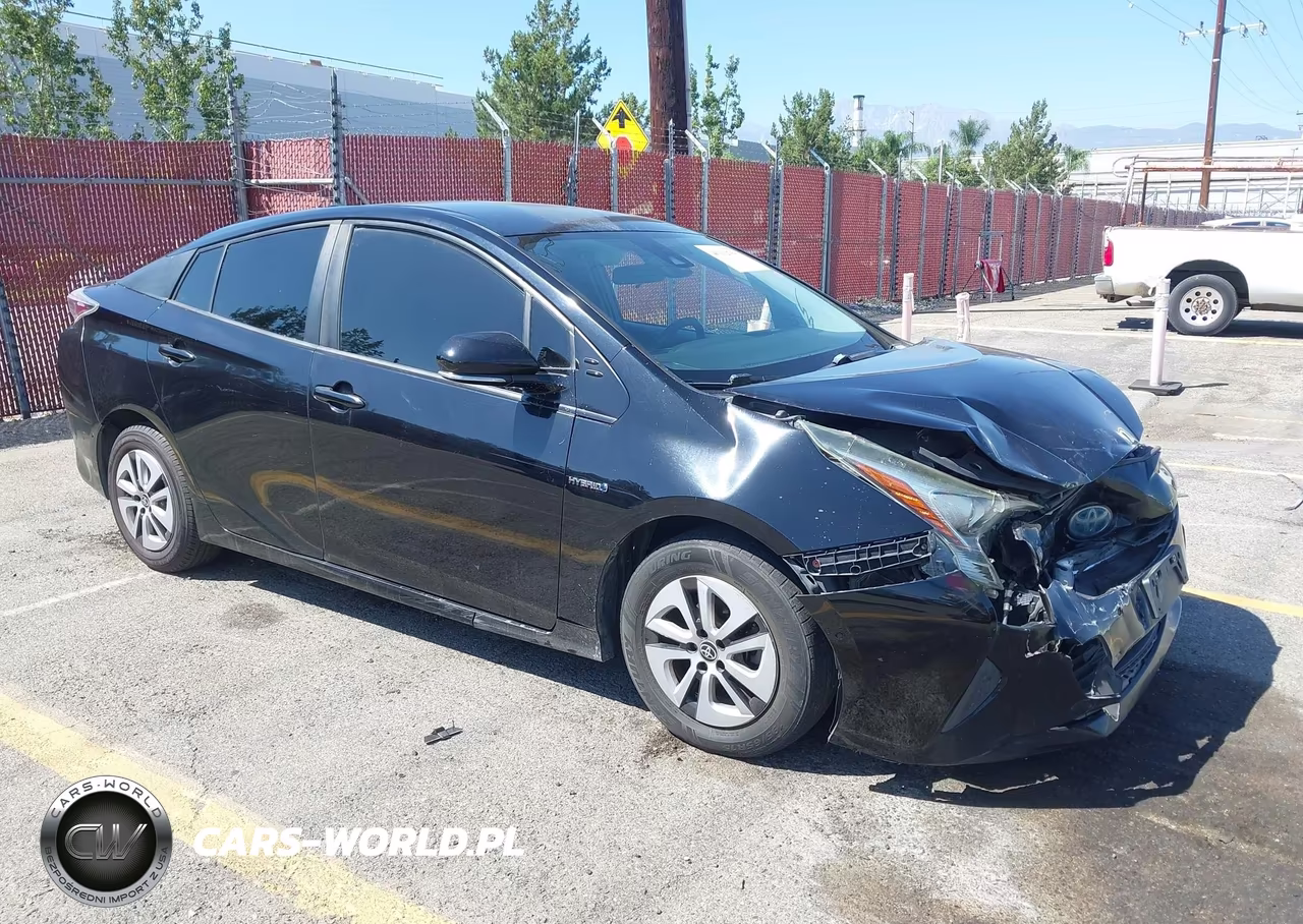 2018 Toyota Prius Two – zdjęcie 1 z 22