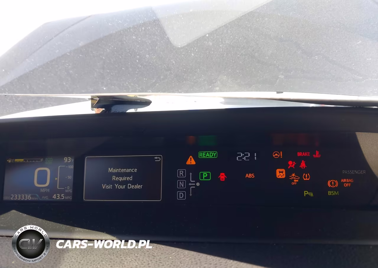 2018 Toyota Prius Two VIN:JTDKBRFU8J3590577 - 7