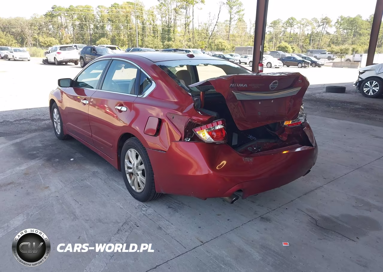 2015 Nissan Altima 2.5 S VIN:1N4AL3AP4FC113245 - 3