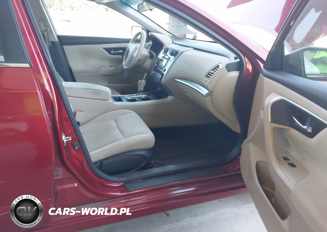 2015 Nissan Altima 2.5 S VIN:1N4AL3AP4FC113245 - 5
