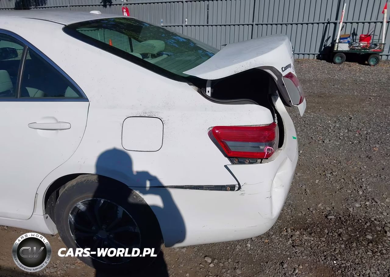 2011 Toyota Camry Le VIN:4T1BF3EK1BU619152 - 12