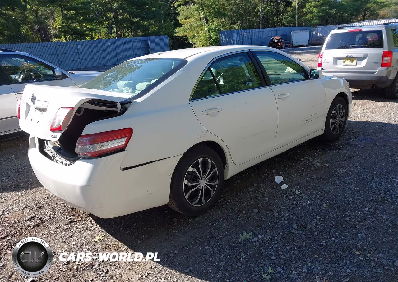 2011 Toyota Camry Le VIN:4T1BF3EK1BU619152 - 4