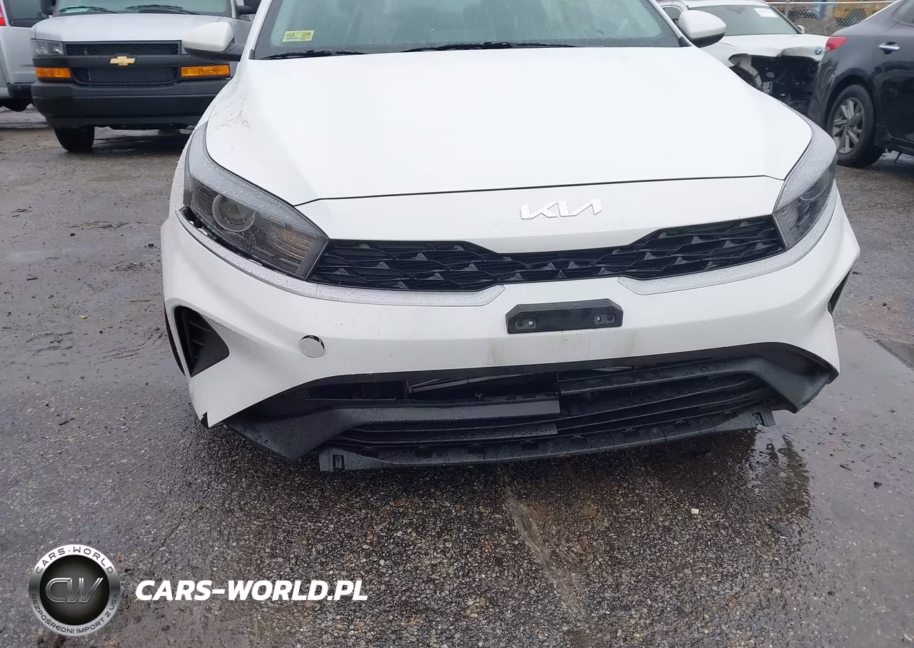 2024 Kia Forte Lxs VIN:3KPF24AD9RE760560 - 6