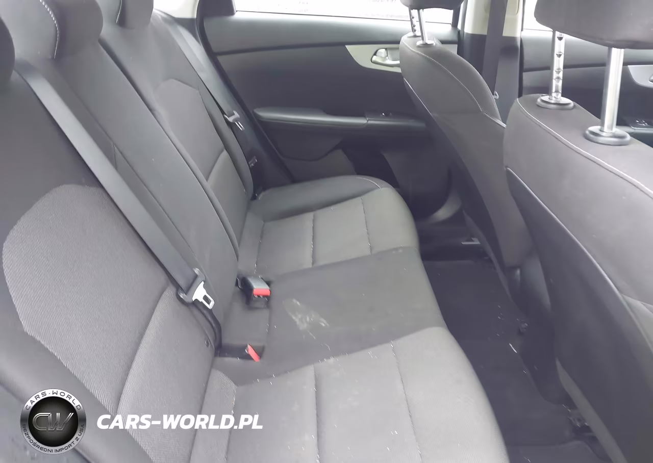 2024 Kia Forte Lxs VIN:3KPF24AD9RE760560 - 8