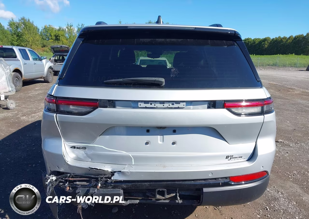 2024 Jeep Grand Cherokee Altitude X 4X4 VIN:1C4RJHAG2RC228981 - 16