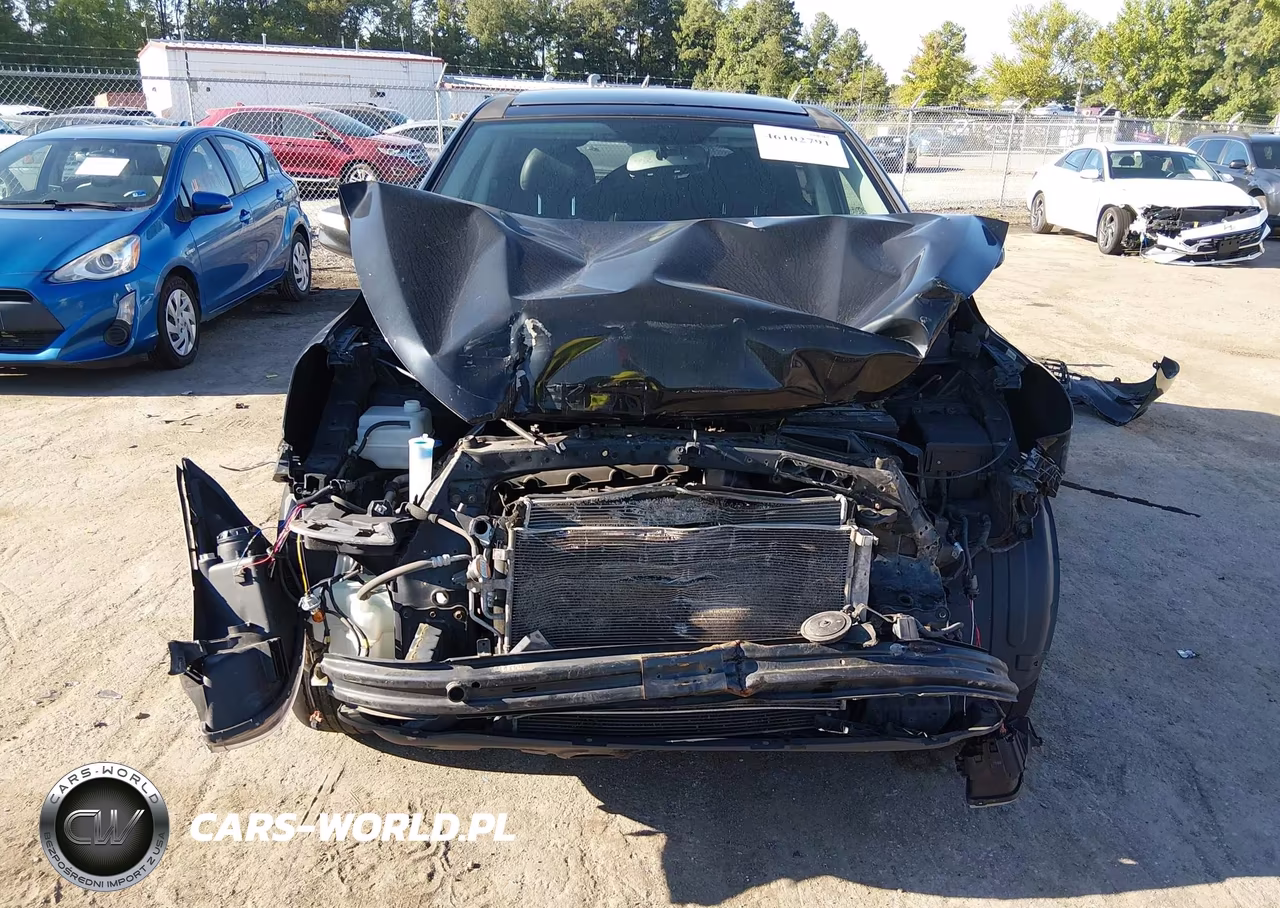 2011 Hyundai Tucson Limited VIN:KM8JU3AC5BU150678 - 6