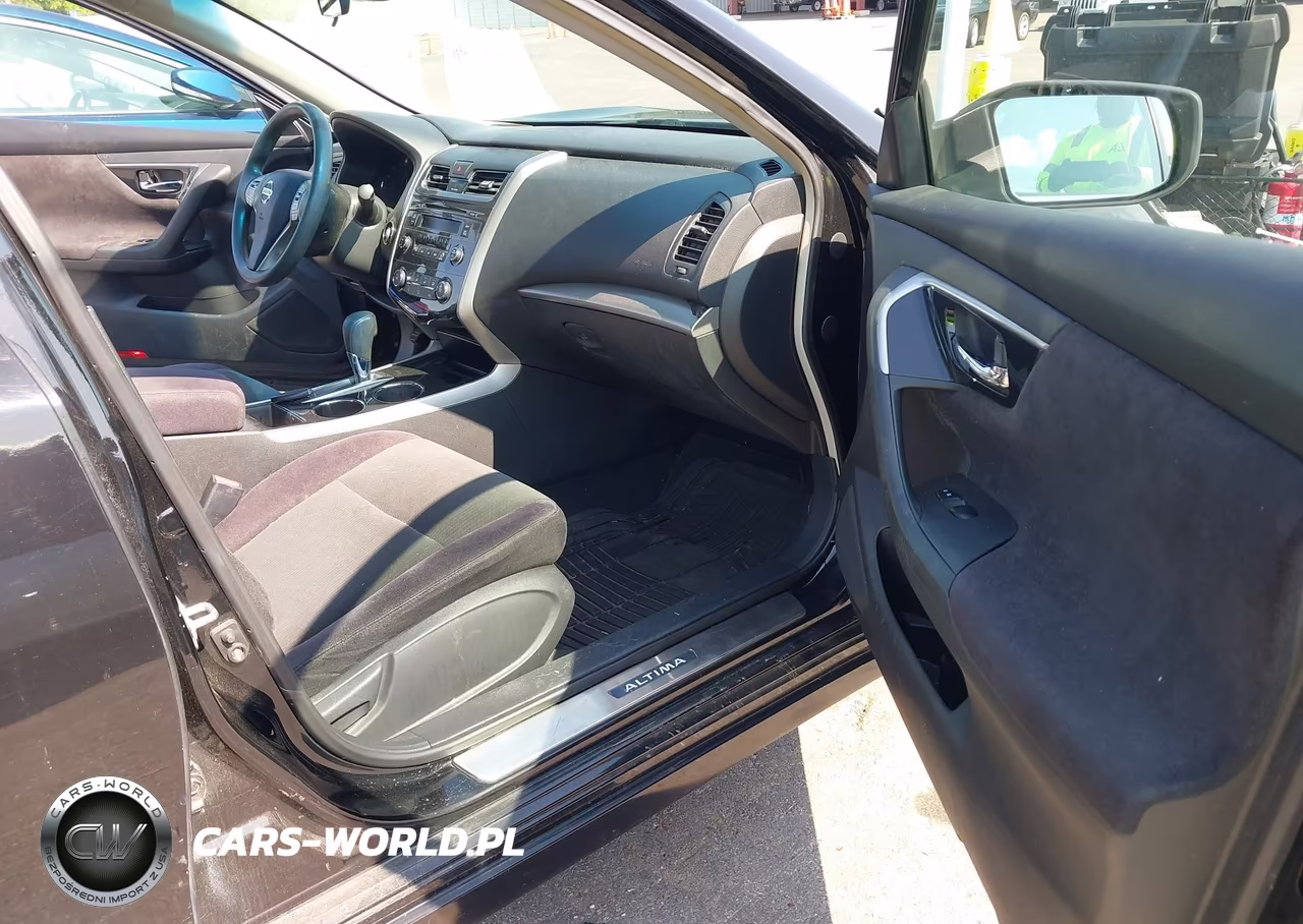 2013 Nissan Altima 2.5 S VIN:1N4AL3AP8DC275697 - 5