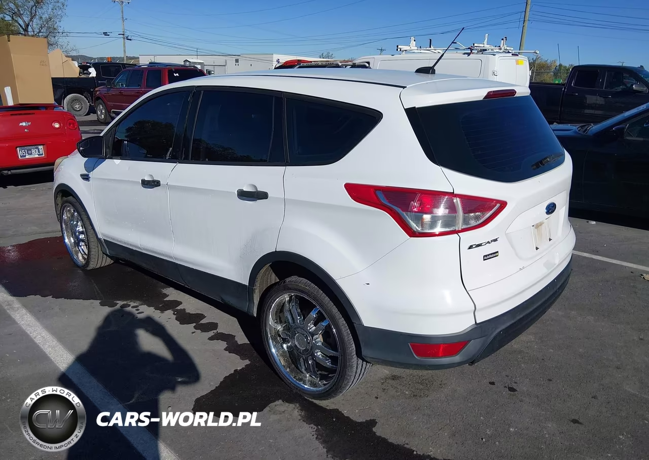 2014 Ford Escape S VIN:1FMCU0F7XEUD84547 - 3
