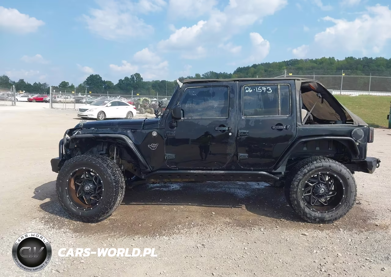 2008 Jeep Wrangler Unlimited X VIN:1J4GA391X8L528528 - 14