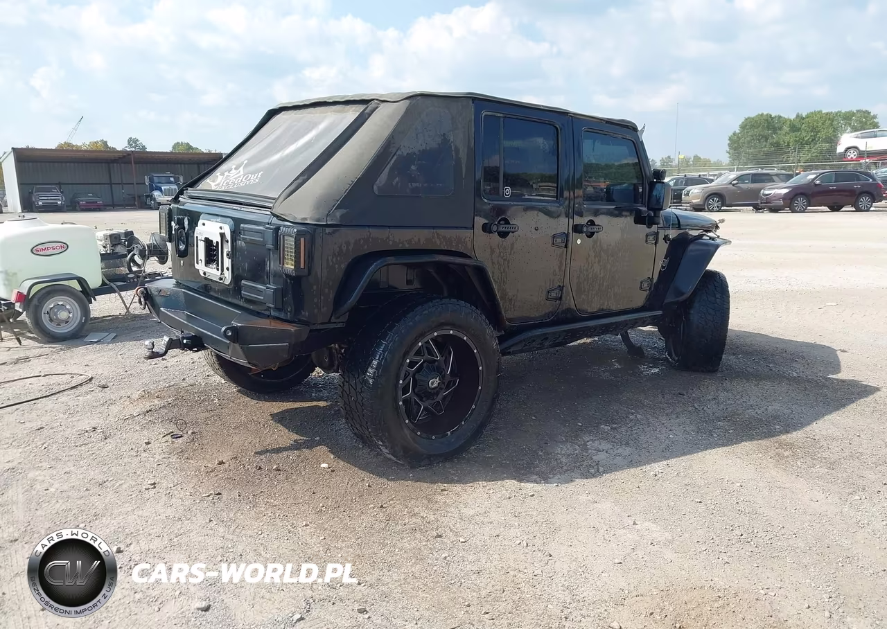 2008 Jeep Wrangler Unlimited X VIN:1J4GA391X8L528528 - 4