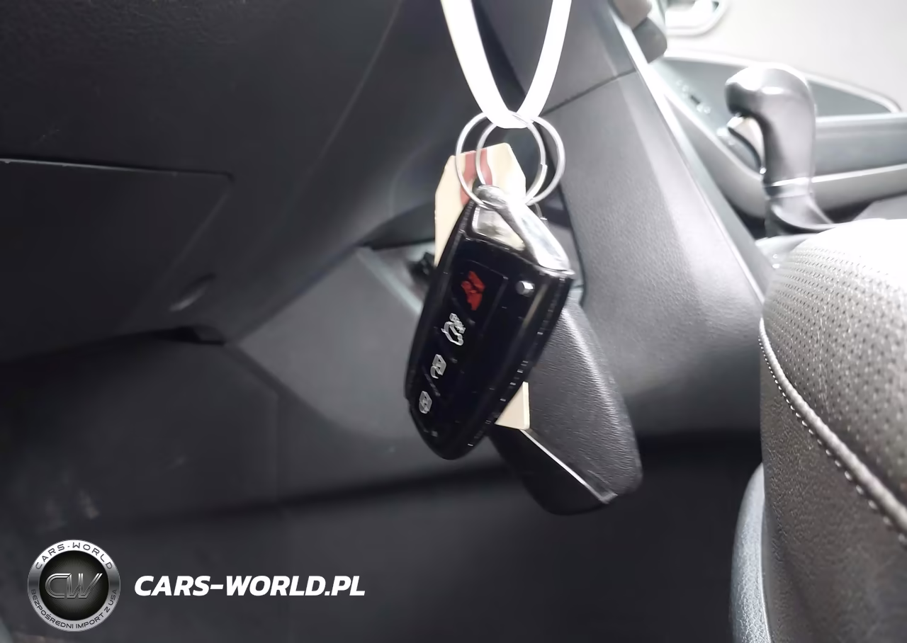 2016 Hyundai Santa Fe Limited VIN:KM8SRDHFXGU157306 - 11