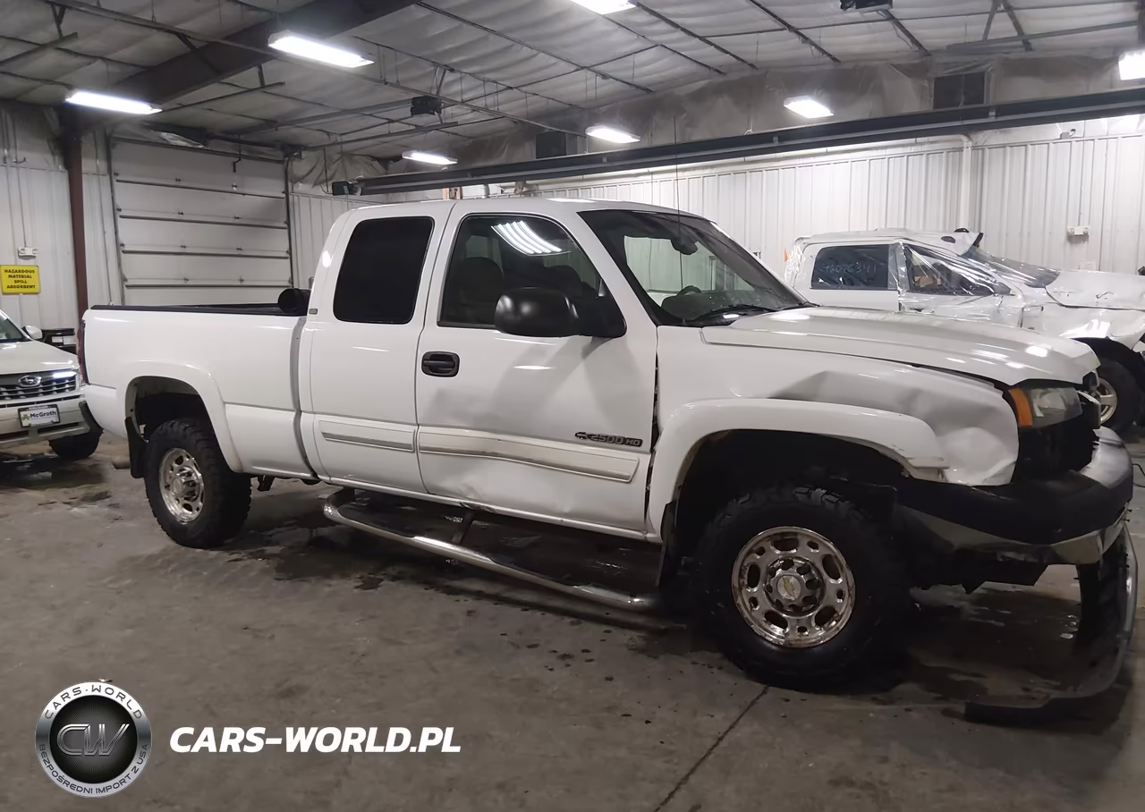 2004 Chevrolet Silverado 2500Hd Ls VIN:1GCHC29UX4E145888 - 18