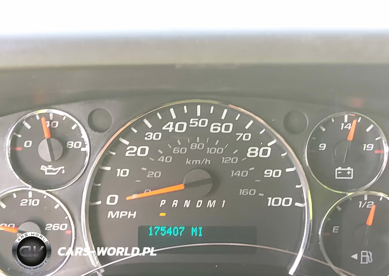 2019 Chevrolet Express 2500 Work Van VIN:1GCWGAFGXK1325476 - 7